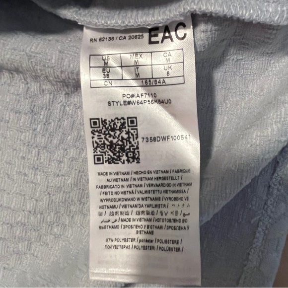 Women’s Guess embossed croc pattern cropped top in ice blue - Picture 8 of 8